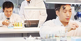 宁波万国维修保养网点专业技师配备